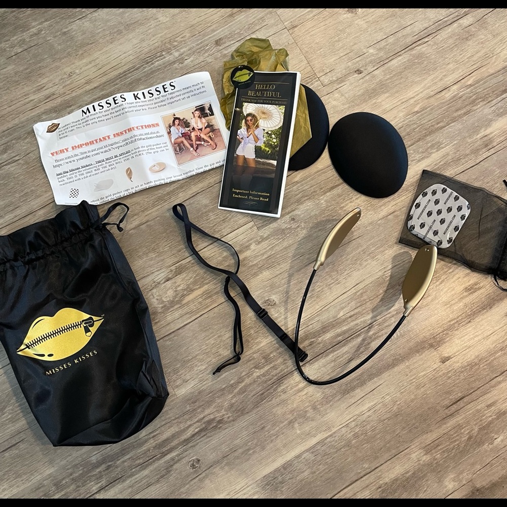 Misses Kisses Deep Plunge Bra kit